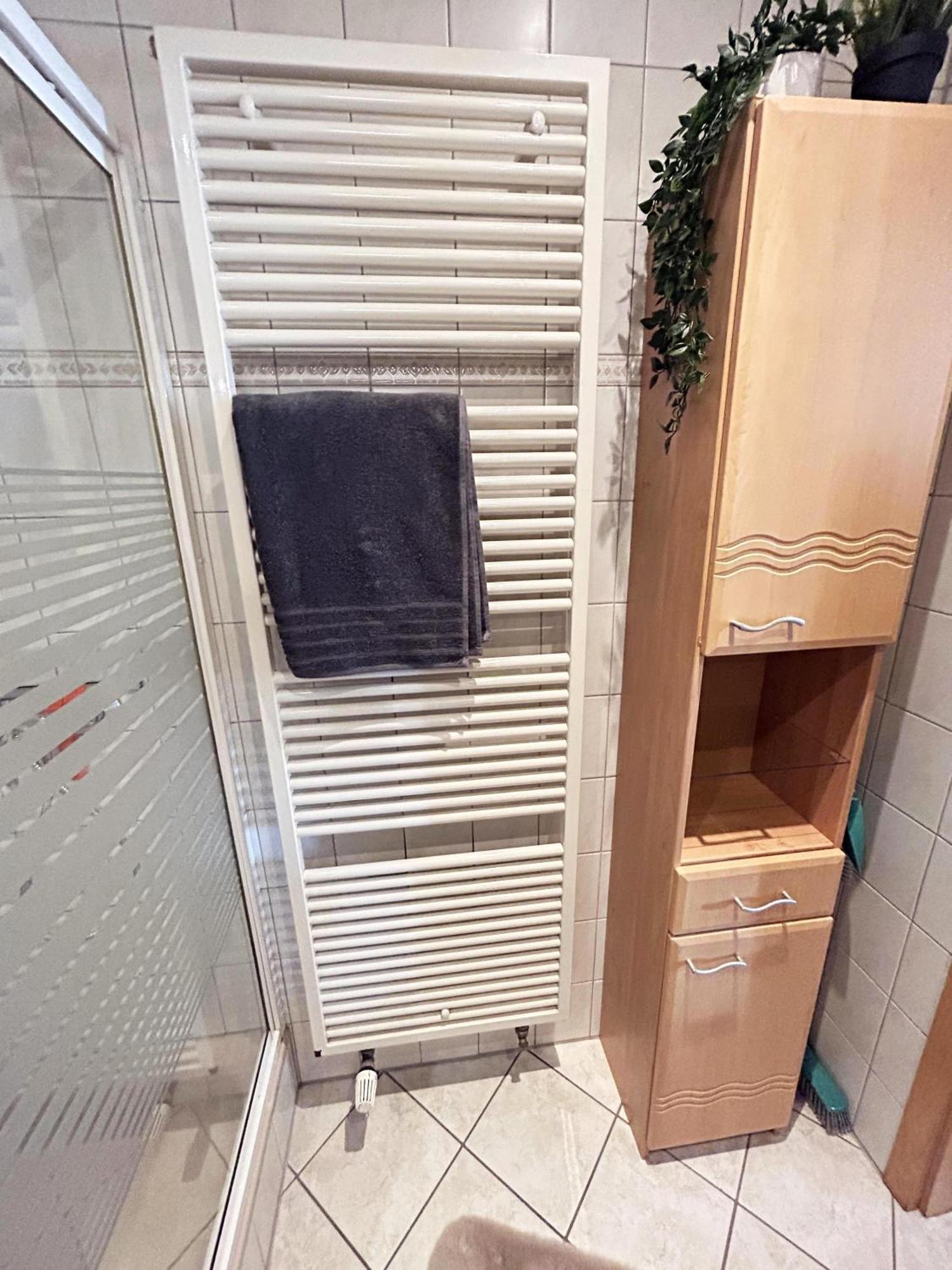35qm 4 Personen Zentral! Kino! Kueche! Wallbox! Raeder, Eg Appartement *