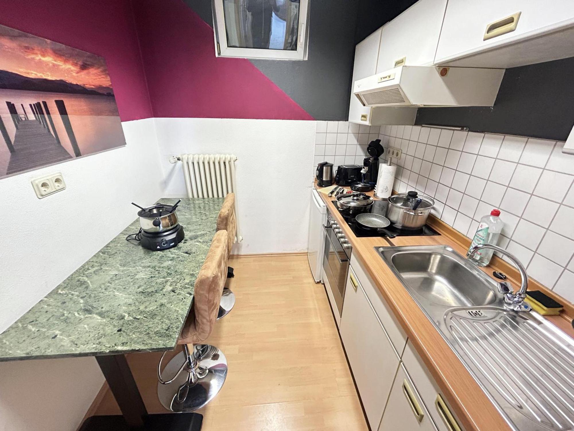 35qm 4 Personen Zentral! Kino! Kueche! Wallbox! Raeder, Eg Appartement Trier